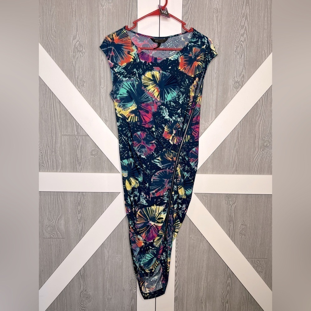 145. Bcbgmaxazria Dresses Bcbg Multi Colored Midi Dress M